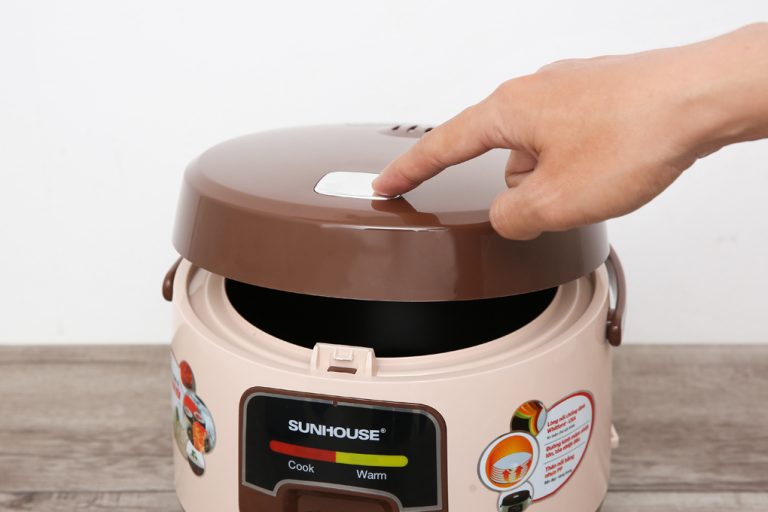 noi-com-nap-gai-sunhouse-shd8208c-cafe-11-org