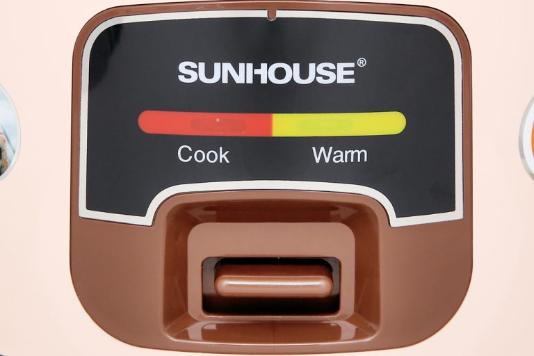 noi-com-nap-gai-sunhouse-shd8208c-cafe-5-org